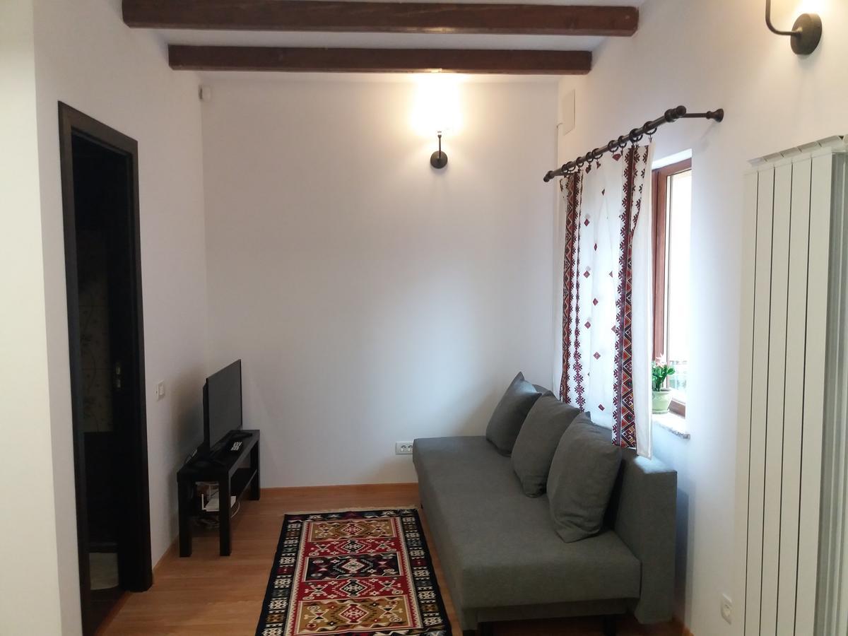 Casuta Bunicilor Villa Boekarest Buitenkant foto